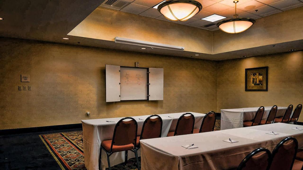 Holiday Inn Express La Plata By Ihg Exterior photo